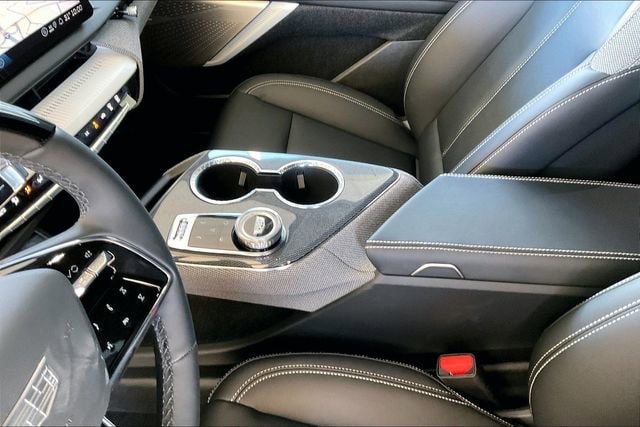 2026 Cadillac OPTIQ Luxury - Photo 9