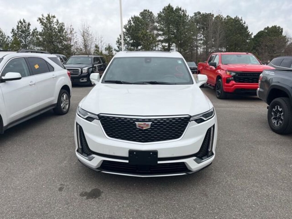 Used 2024 CADILLAC XT6 Premium Luxury SUV