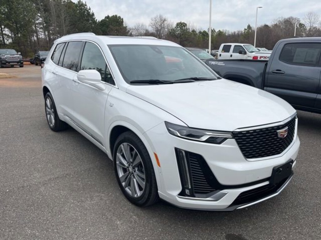Used 2024 CADILLAC XT6 Premium Luxury SUV