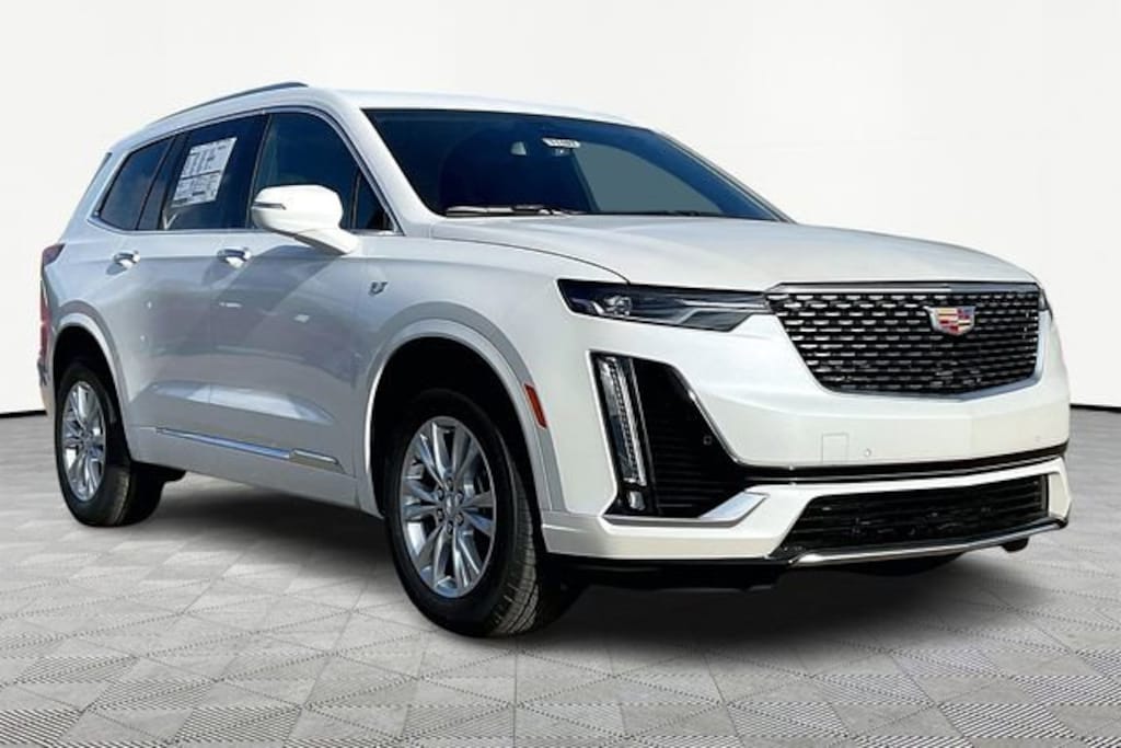 New 2025 CADILLAC XT6 Luxury SUV