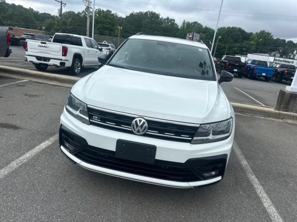 Used 2020 Volkswagen Tiguan 2.0T SE SUV