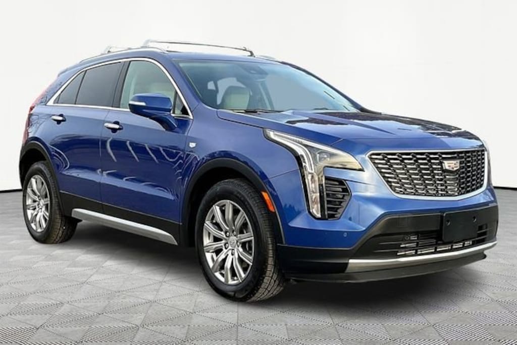 Used 2022 CADILLAC XT4 Premium Luxury SUV