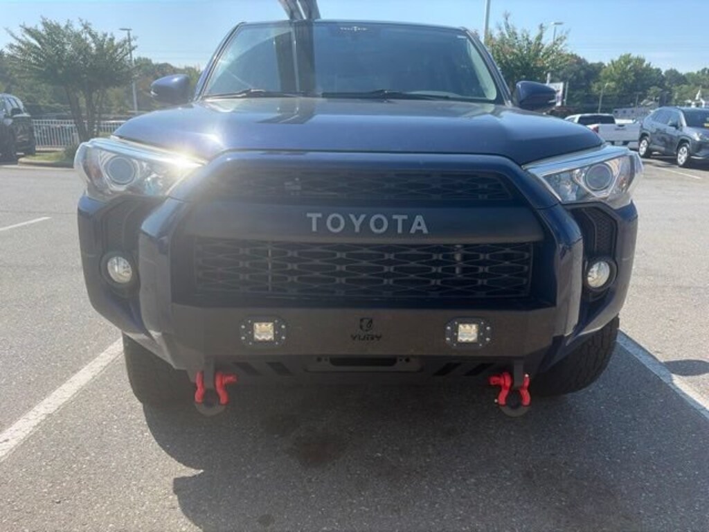 Used 2018 Toyota 4Runner SR5 SUV