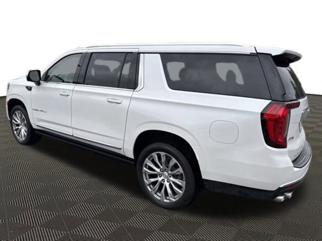 Used 2022 GMC Yukon XL Denali SUV