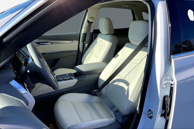 2026 Cadillac XT5 Premium Luxury - Photo 10