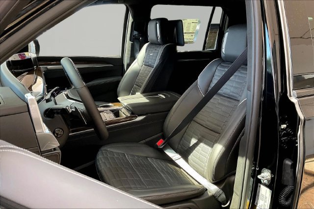 2026 Cadillac Escalade ESV Platinum Sport - Photo 10