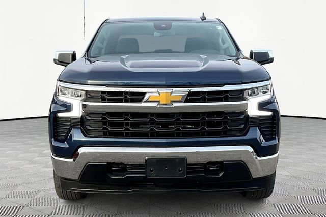 2023 Chevrolet Silverado 1500 LT photo 2