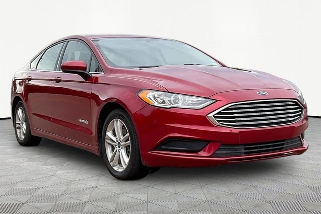2018 Ford Fusion S's photo
