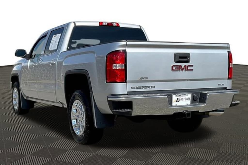 Used 2018 GMC Sierra 1500 SLE Truck