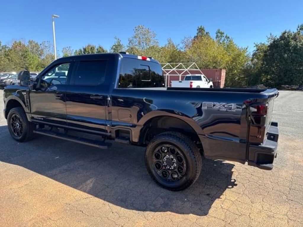Used 2023 Ford F-250 Lariat Truck