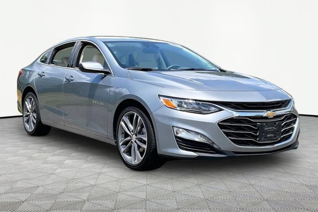 Used 2024 Chevrolet Malibu 2LT Car