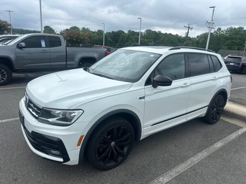 Used 2020 Volkswagen Tiguan 2.0T SE SUV