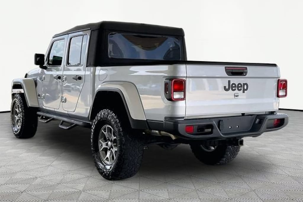 Used 2023 Jeep Gladiator Sport S 4x4 Truck