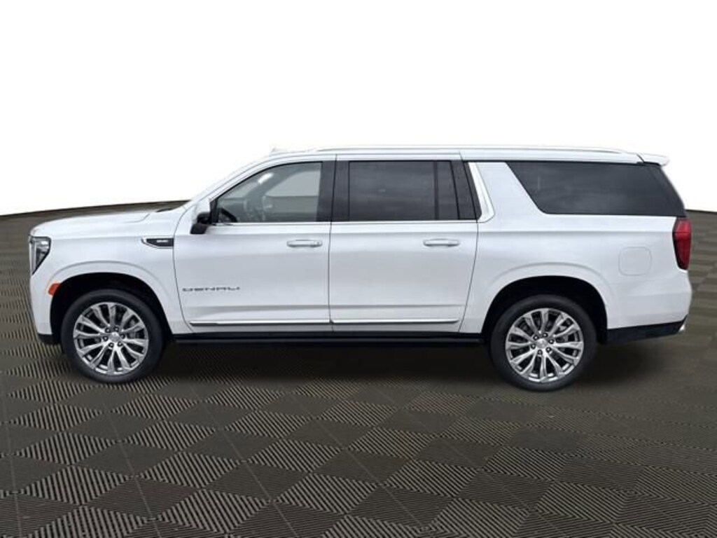 Used 2022 GMC Yukon XL Denali SUV
