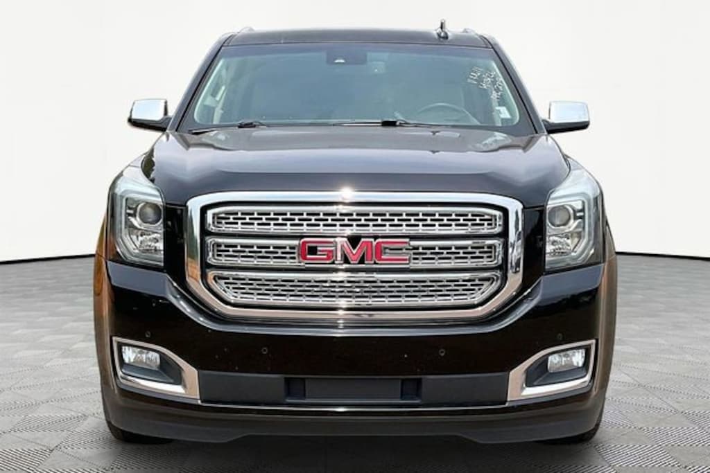 Used 2017 GMC Yukon SLT SUV