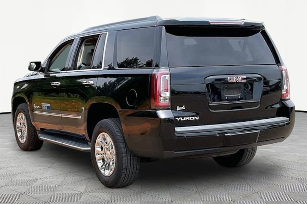 Used 2017 GMC Yukon SLT SUV