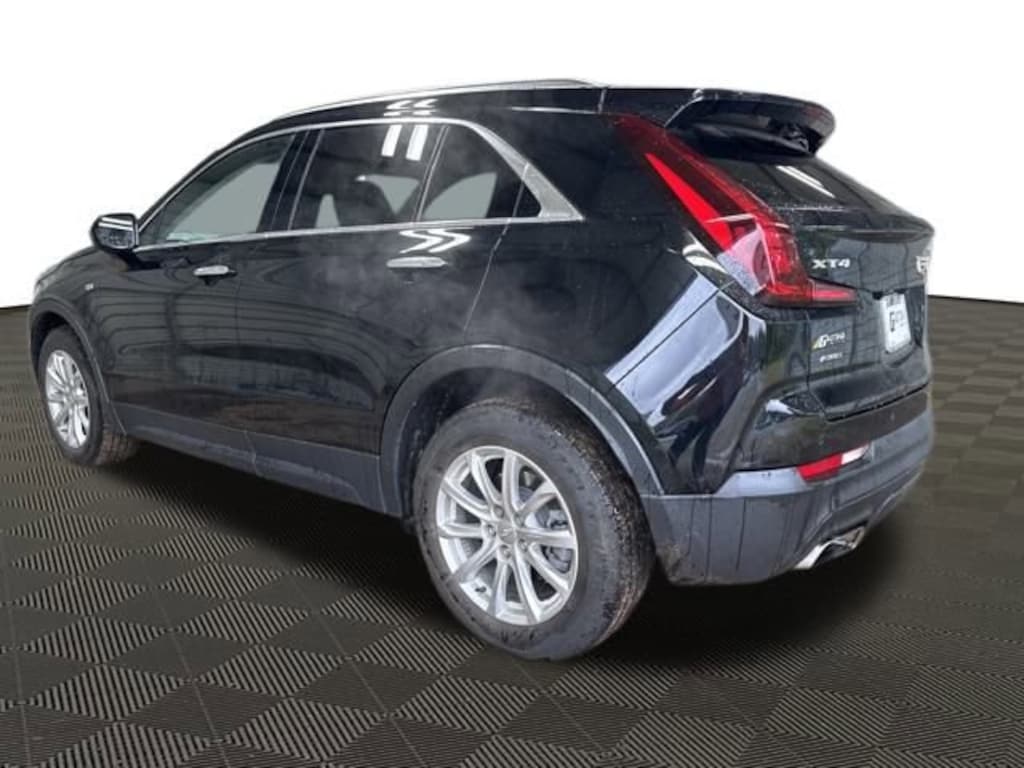 Used 2021 CADILLAC XT4 Luxury SUV