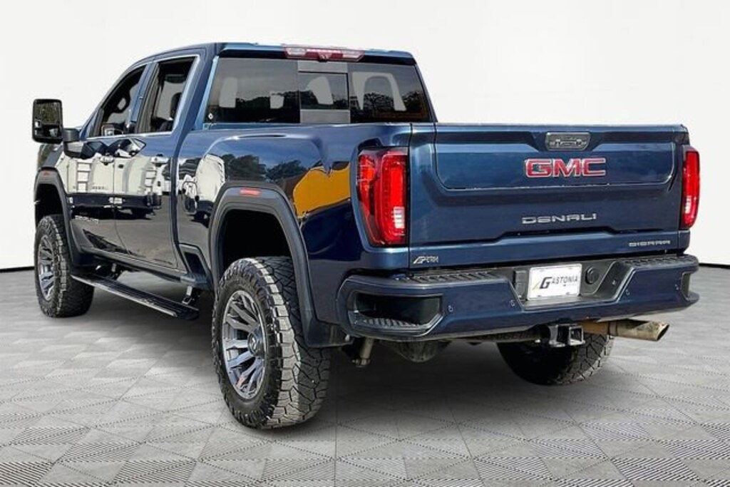 Used 2022 GMC Sierra 2500 HD Denali Truck