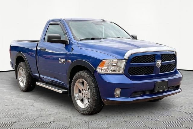 2016 RAM 1500 Express 4x4 Regular Cab 6'4's photo