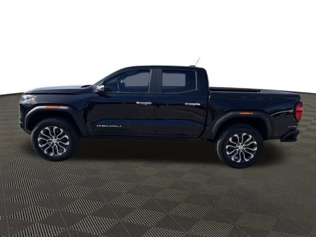 Used 2024 GMC Canyon Denali Truck