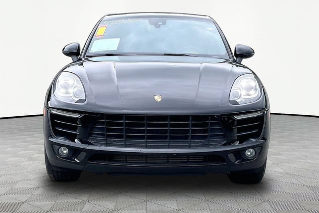 Used 2018 Porsche Macan Base with VIN WP1AA2A51JLB18466 for sale in Lowell, NC