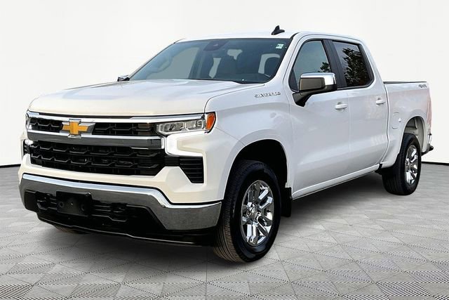 2023 Chevrolet Silverado 1500 LT photo 3