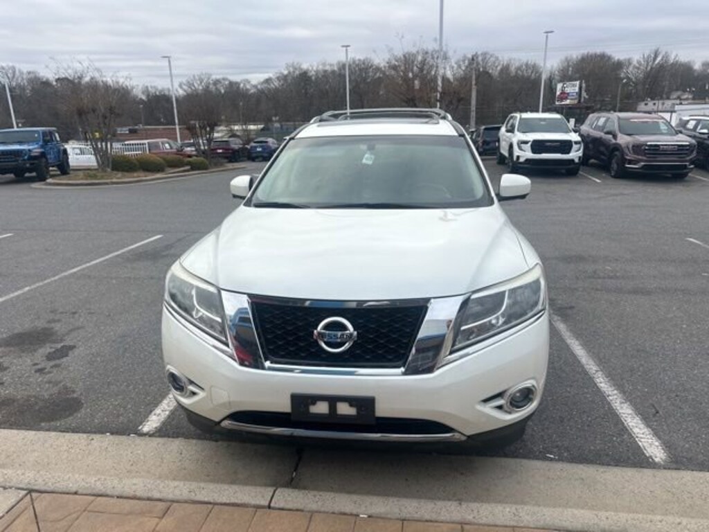 Used 2015 Nissan Pathfinder Platinum SUV