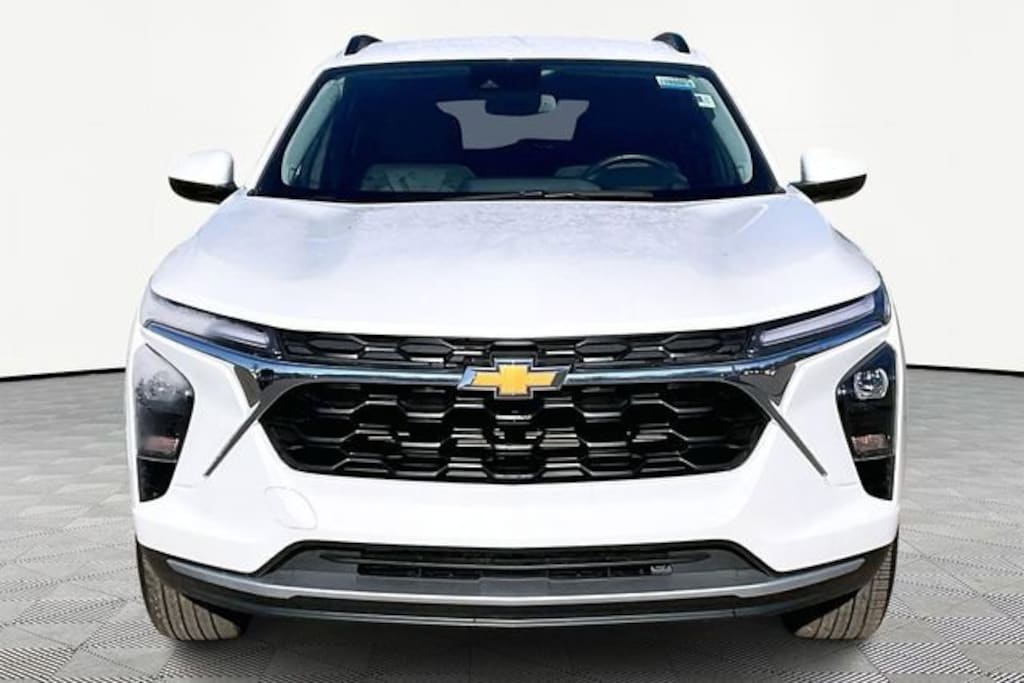 Used 2025 Chevrolet Trax LT SUV