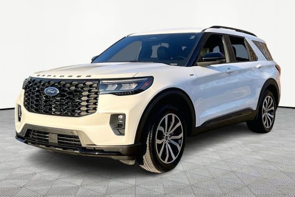 Used 2025 Ford Explorer ST-Line SUV