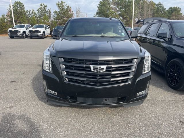 2019 Cadillac Escalade Platinum photo 2