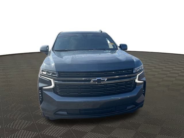 2021 Chevrolet Suburban RST photo 2