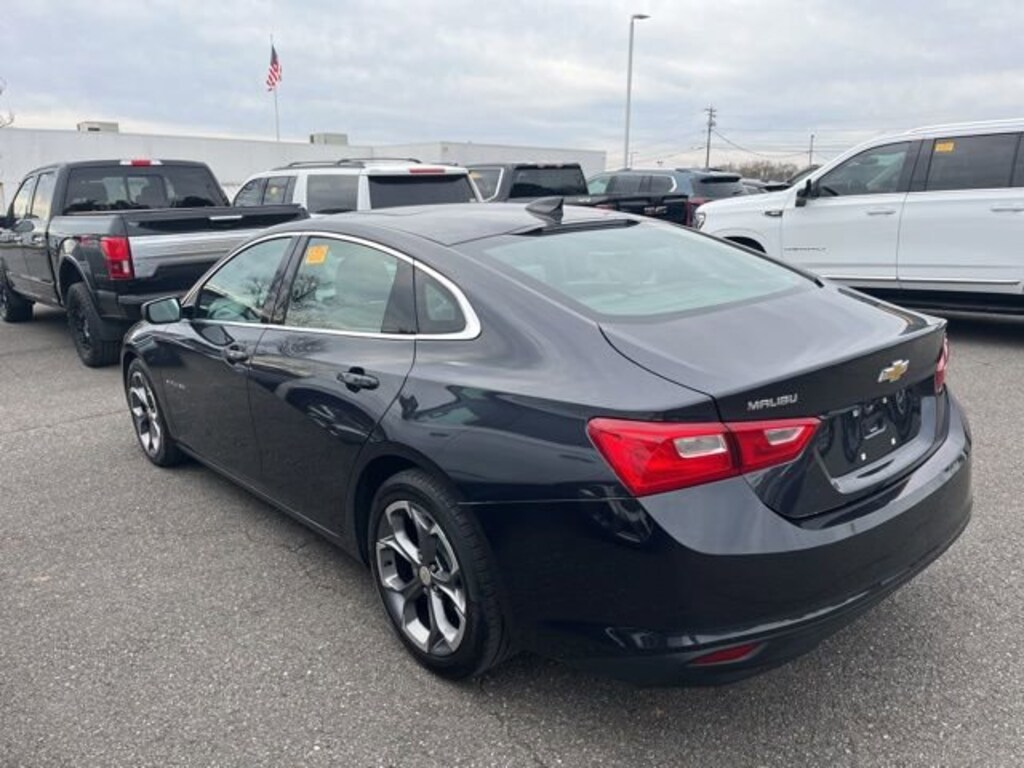 Used 2023 Chevrolet Malibu LT Car