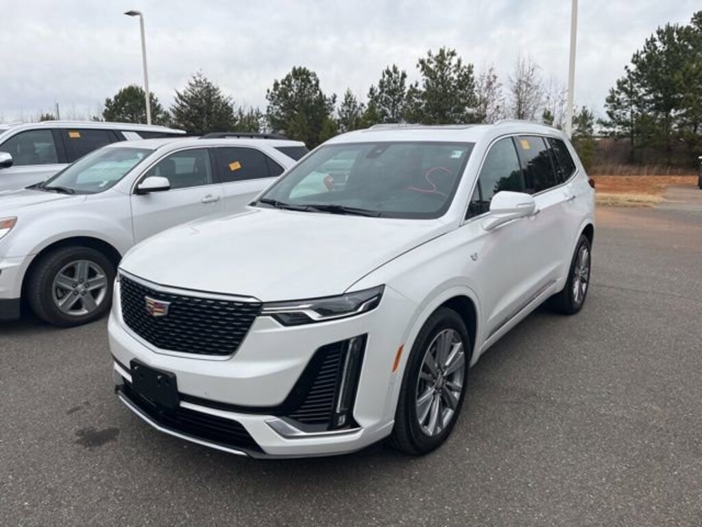 Used 2024 CADILLAC XT6 Premium Luxury SUV