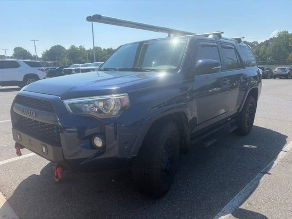 Used 2018 Toyota 4Runner SR5 SUV