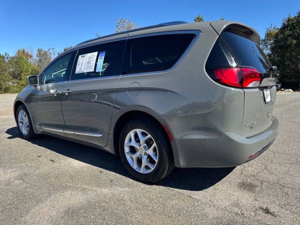 Used 2020 Chrysler Pacifica Touring L Plus Minivan