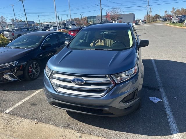 2018 Ford Edge SE photo 2