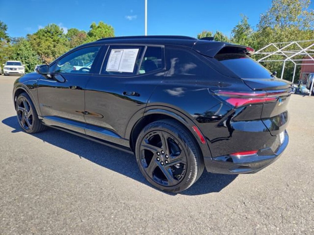 Used 2025 Chevrolet Equinox EV RS SUV