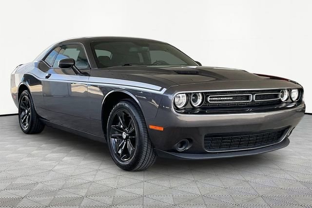 2023 Dodge Challenger SXT Auto's photo