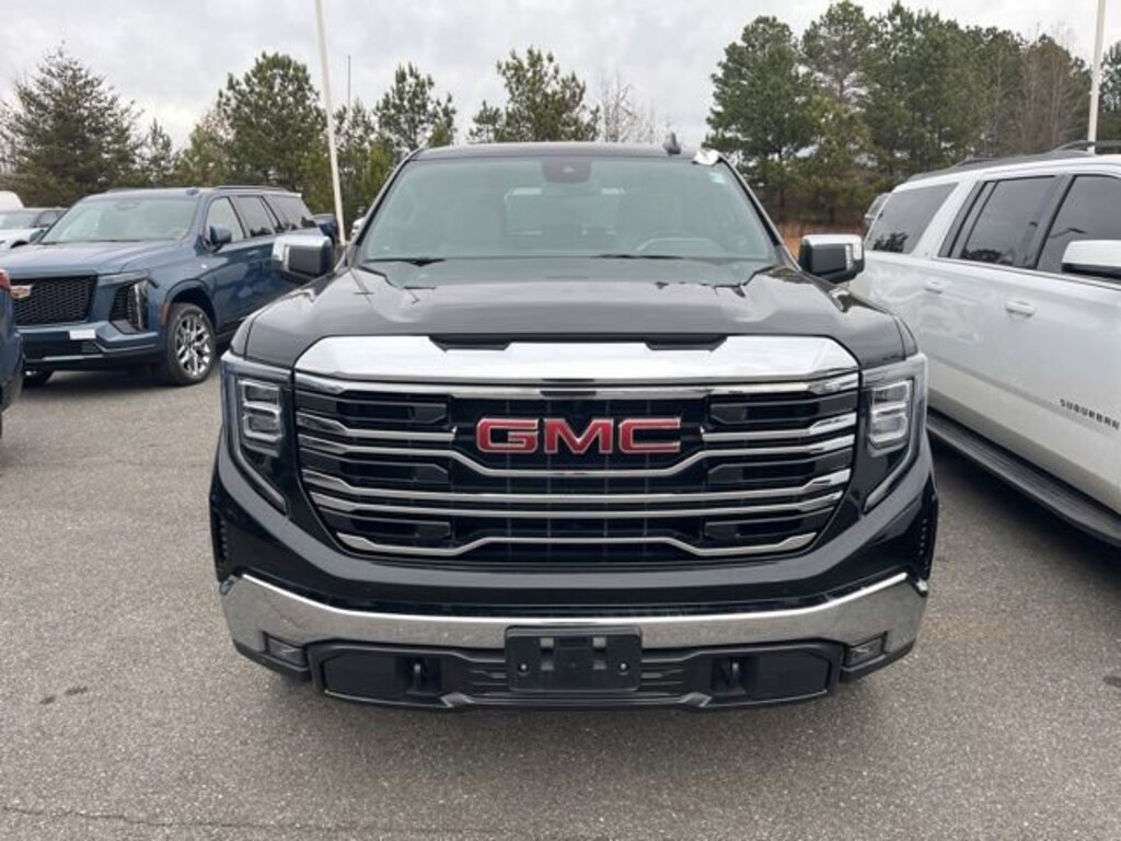 Used 2025 GMC Sierra 1500 SLT Truck