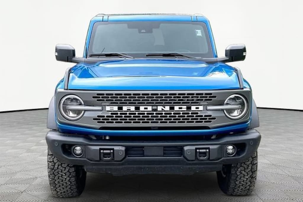 Used 2025 Ford Bronco Badlands SUV