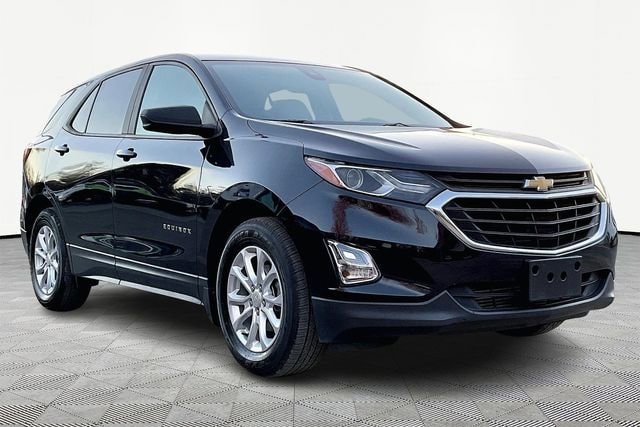2021 Chevrolet Equinox LS's photo