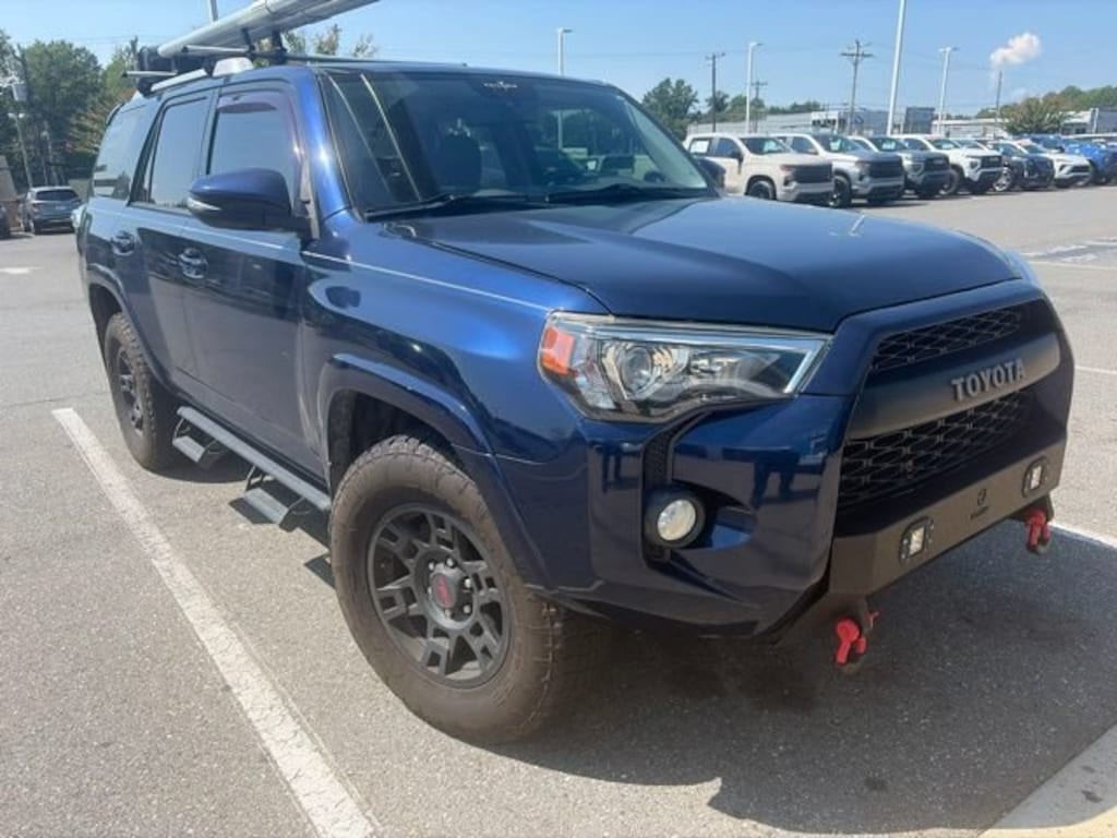 Used 2018 Toyota 4Runner SR5 SUV