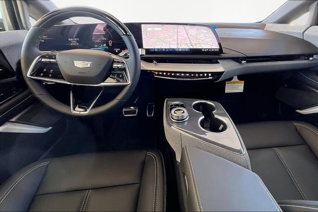 2026 Cadillac OPTIQ Luxury - Photo 6