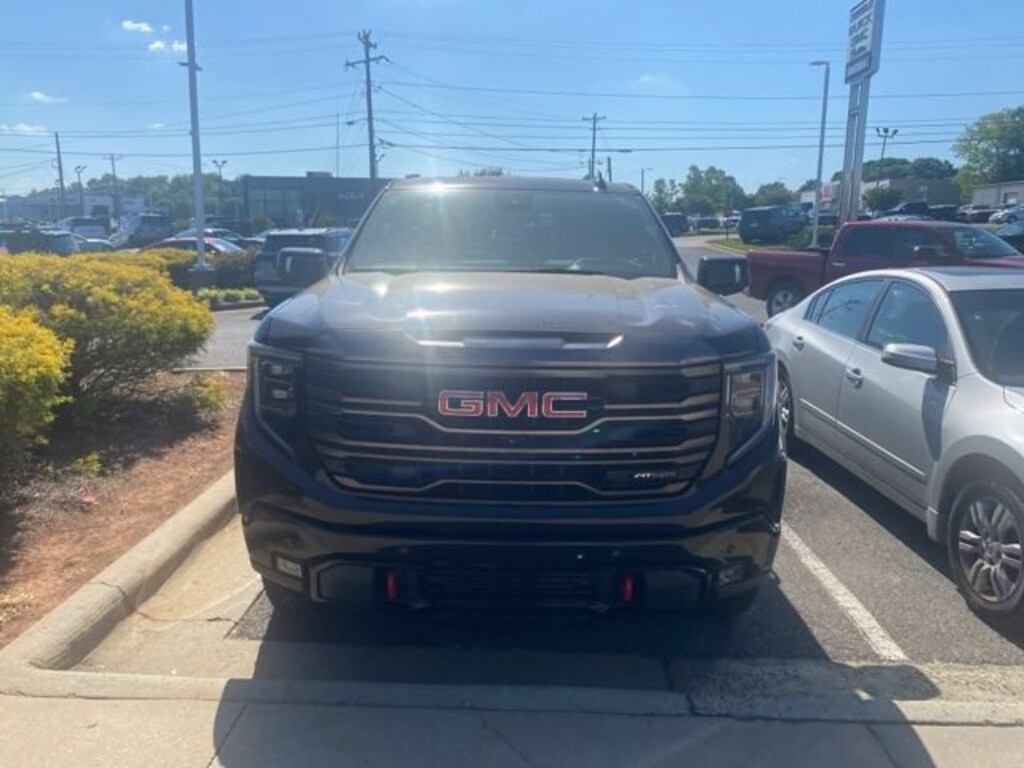 Used 2022 GMC Sierra 1500 AT4X Truck