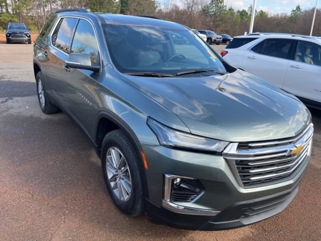 Used 2022 Chevrolet Traverse LT Cloth SUV