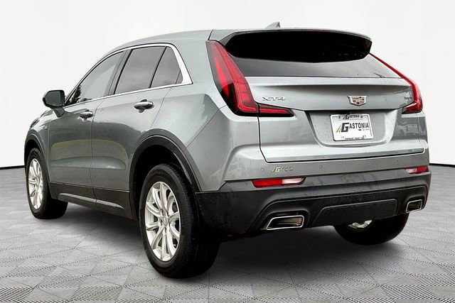 2023 Cadillac XT4 Luxury photo 2