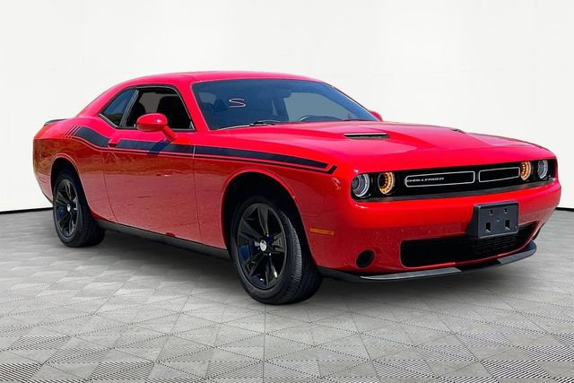 2023 Dodge Challenger SXT Auto's photo