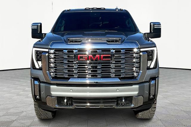 2024 Gmc Sierra 2500 HD Denali photo 2