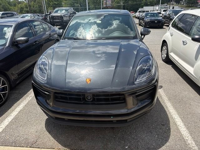 2023 Porsche Macan