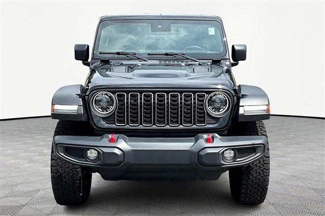 Used 2024 Jeep Wrangler 4-Door Rubicon with VIN 1C4PJXFGXRW253510 for sale in Lowell, NC